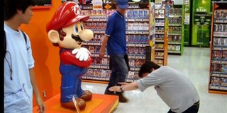 Illustration for article titled Why Japan Should Thank Nintendo. And Why It Shouldn't.